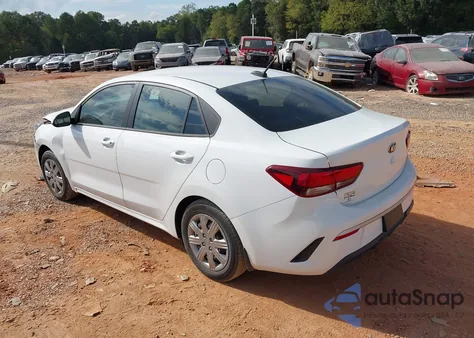 2021 Kia Rio S из США, поврежденный, VIN 3KPA24AD3ME387874